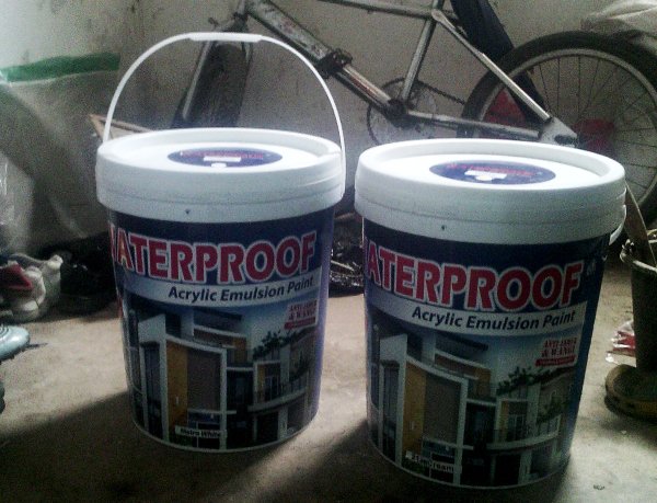 cat tembok at waterproof acrylic emulsion paint 18kg