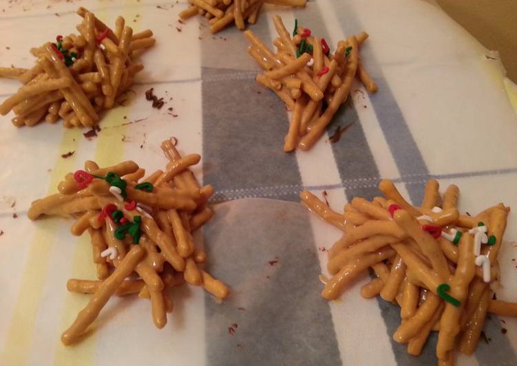 easiest way to cook appetizing butterscotch peanut butter chinese noodle spider cookies