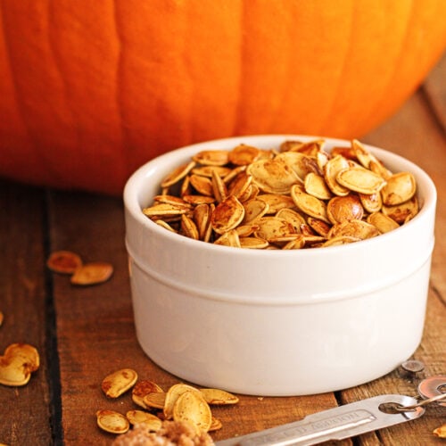 easiest way to make appetizing sweet n spicy pumpkin seeds