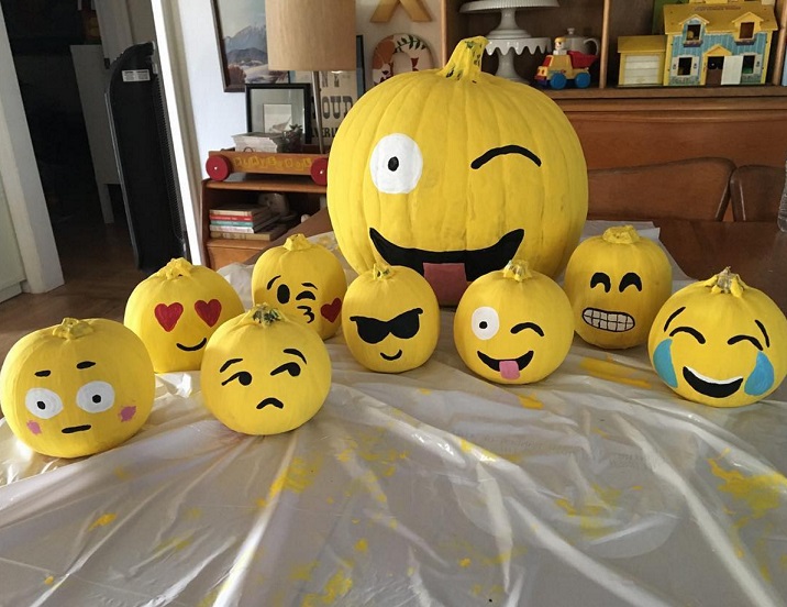 emoji pumpkin decorations