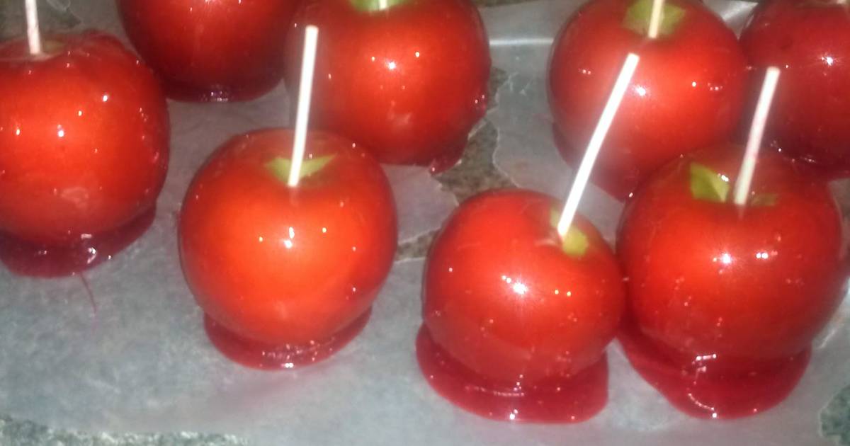 how to cook appetizing best ever candy apples they got a chewy coating not hard to bite at all