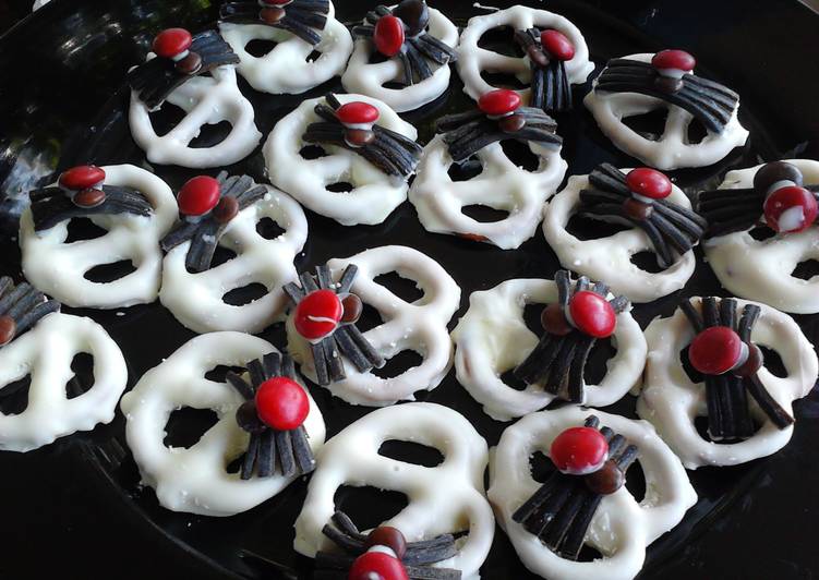 how to cook appetizing ladybirds spider pretzels