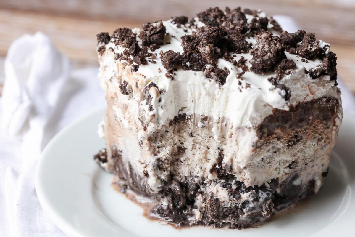 how to make appetizing oreo icecream cake
