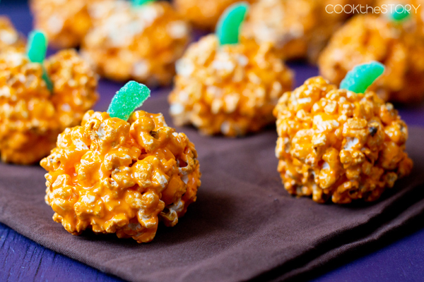 how to prepare appetizing halloween popcorn balls 1