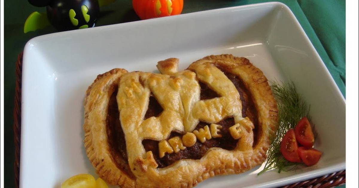 how to prepare tasty try it for halloween simple meat pie 2009