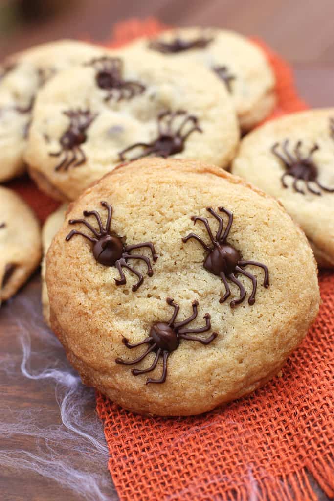 recipe delicious spider cookies chocolate chips cookies halloween cookies